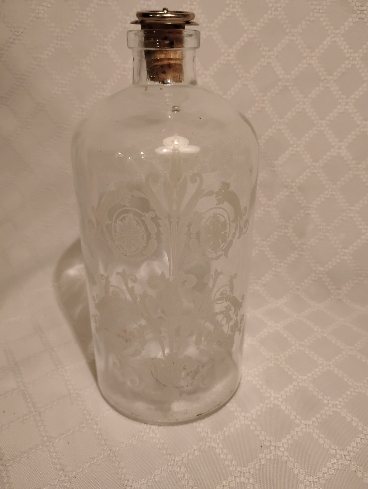 Bentson-West Etched Glass Apothecary Bottle W/Lid