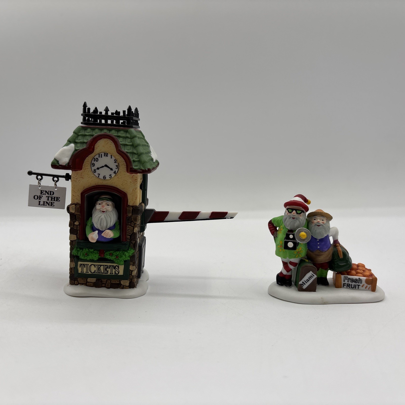 Department 56 1996 Vintage Heritage Village End Of The Line Set Of 2 56370