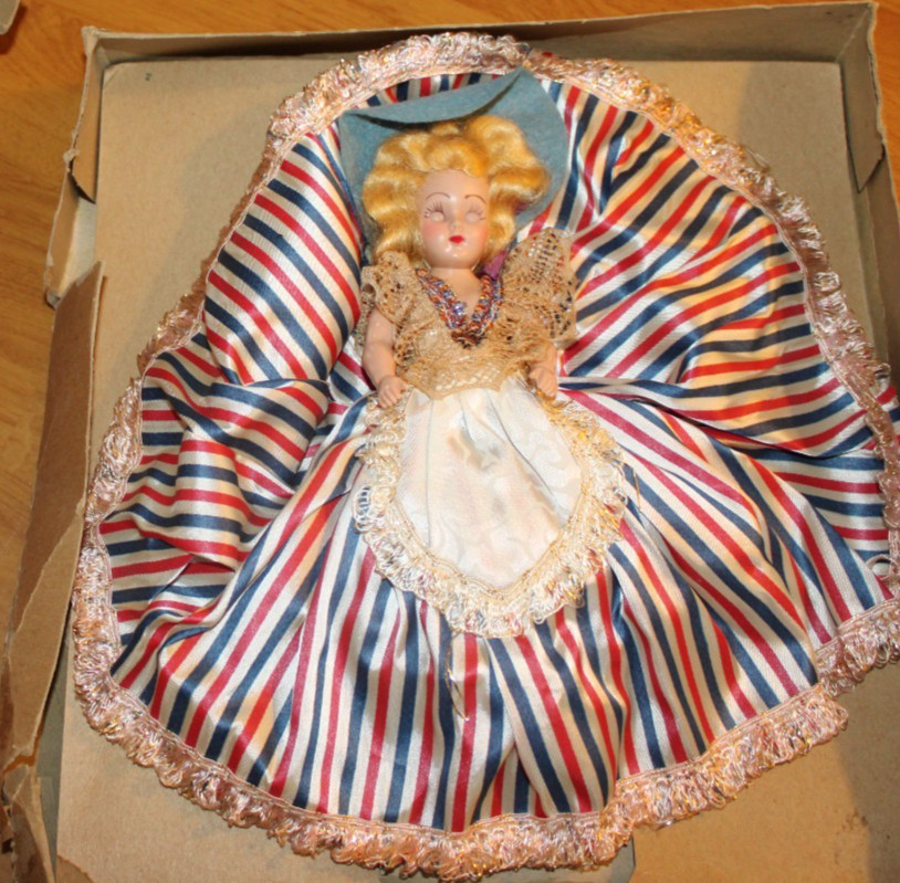 Vintage 1950s Duchess Doll Corp "Dolls of All Nations" Miss America #721 Patriot