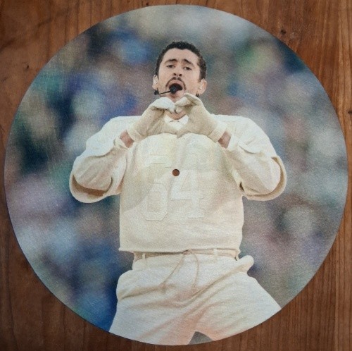 BAD BUNNY Super Bowl Heart 2 NEW SINGLE SLIPMAT  