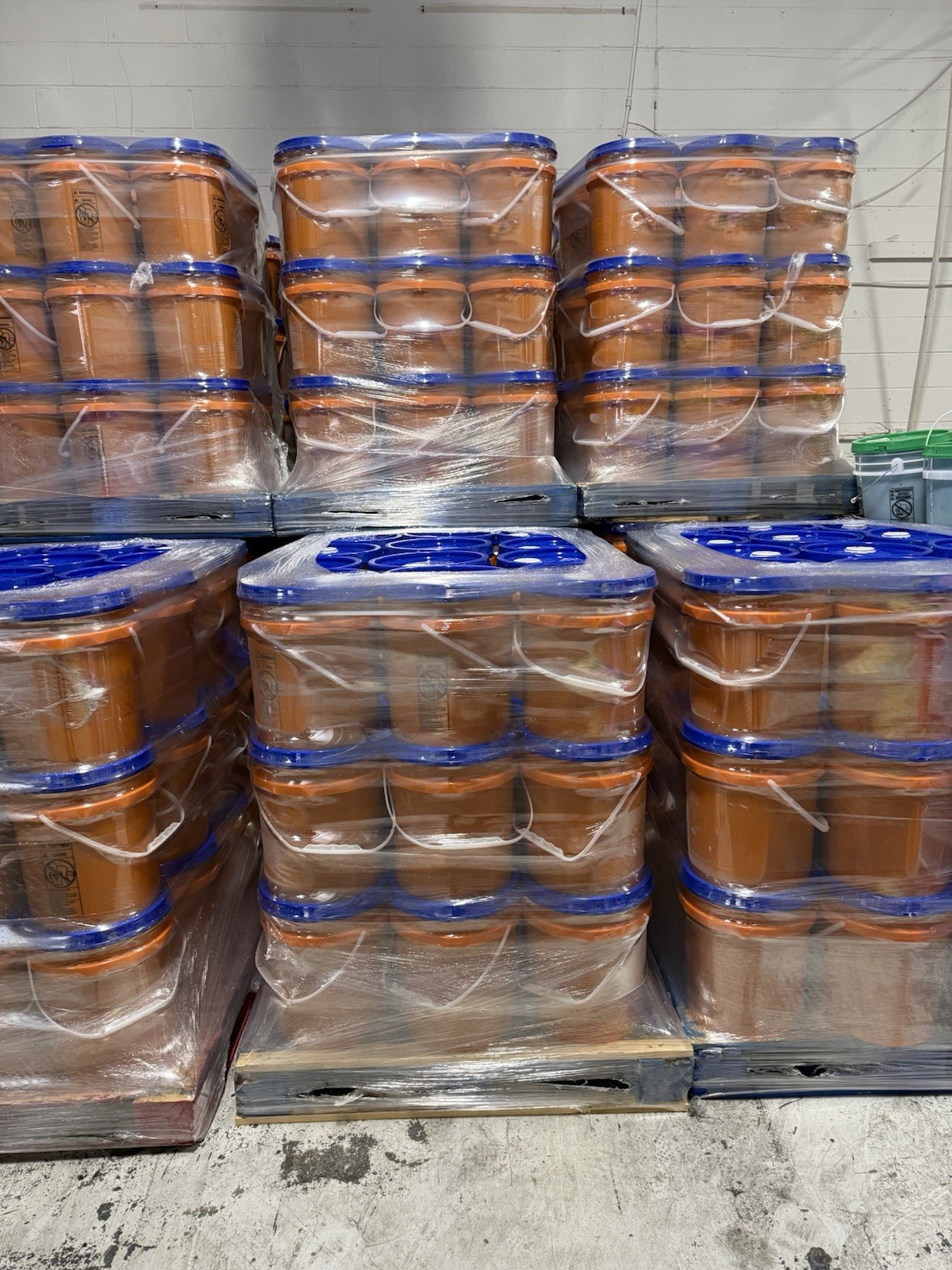 Olympian Power Cleaner Plastic Storage Bins Industrial Warehouse Buckets