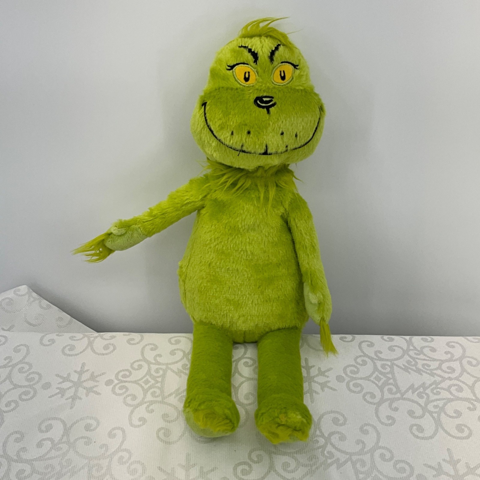 Dr. Seuss Kohls Cares Grinch Plush Toy 18"