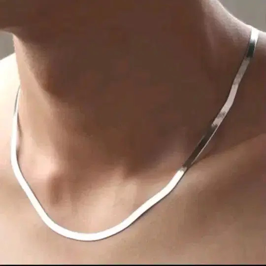 Simple Chain Necklace Silver Tone Elegant Jewelry Accessory