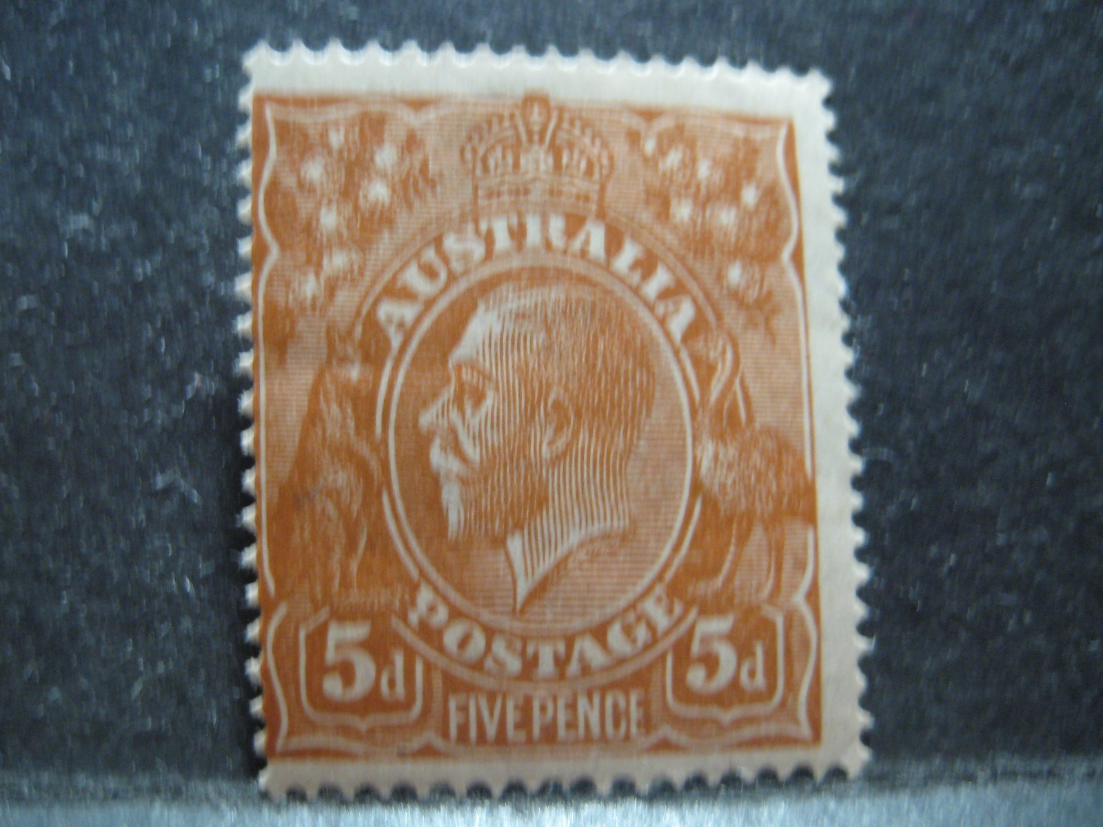 Australia #36 Mint Hinged- WDWPhilatelic (N9X)  (3/26)