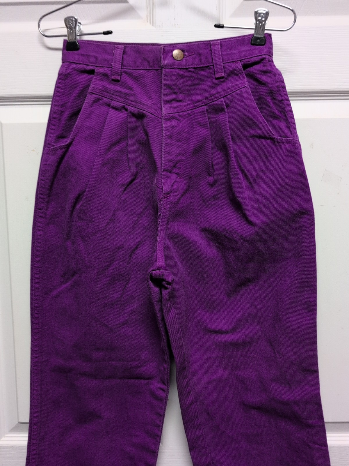 Vtg  Wrangler Womens  Purple Jeans Sz 7/ 8. High Waist/ Stitched Front/ Pockets 