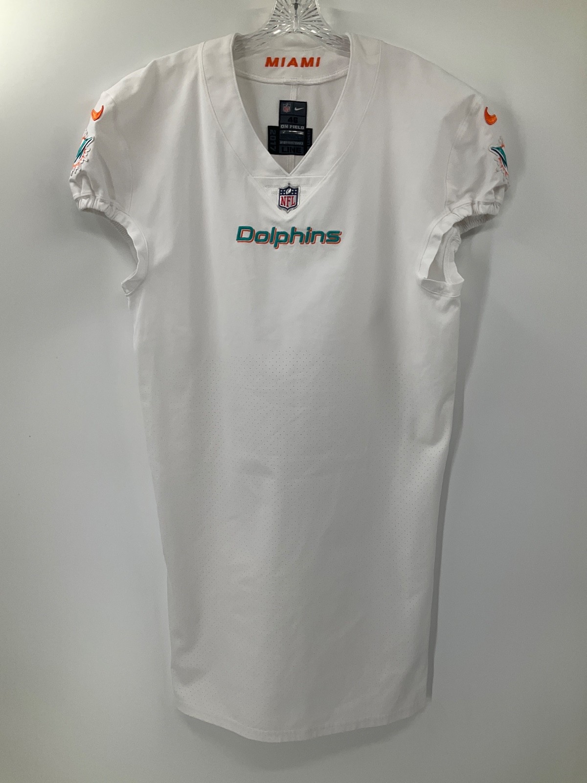 MIAMI DOLPHINS NIKE GAME USED TEAM ISSUED WHITE SAMPLE JERSEY SIZE:46 YEAR:2017
