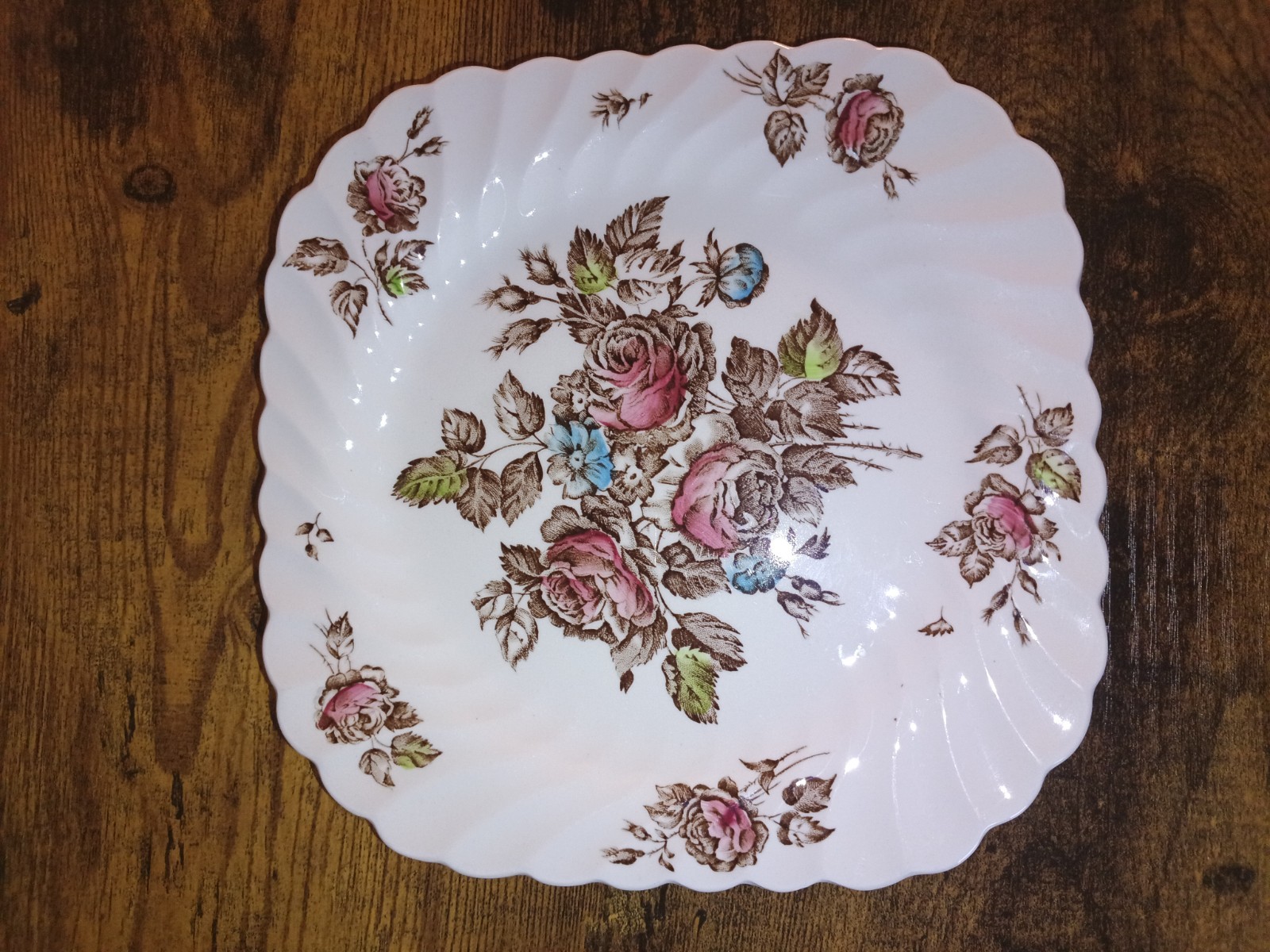 Johnson Brothers DEVON SPRAYS Lunch Luncheon Bread Dessert Side Plate 7.5"