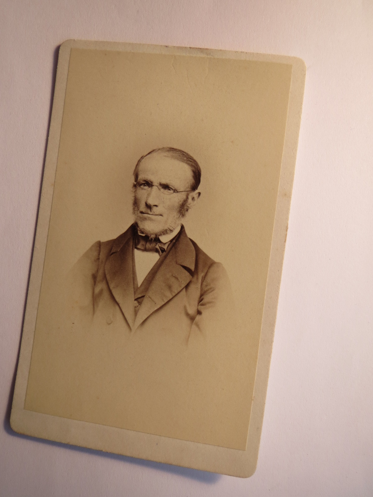 Dresden - Man with Beard & Glasses in Suit - Portrait - Circa 1860s / CDV