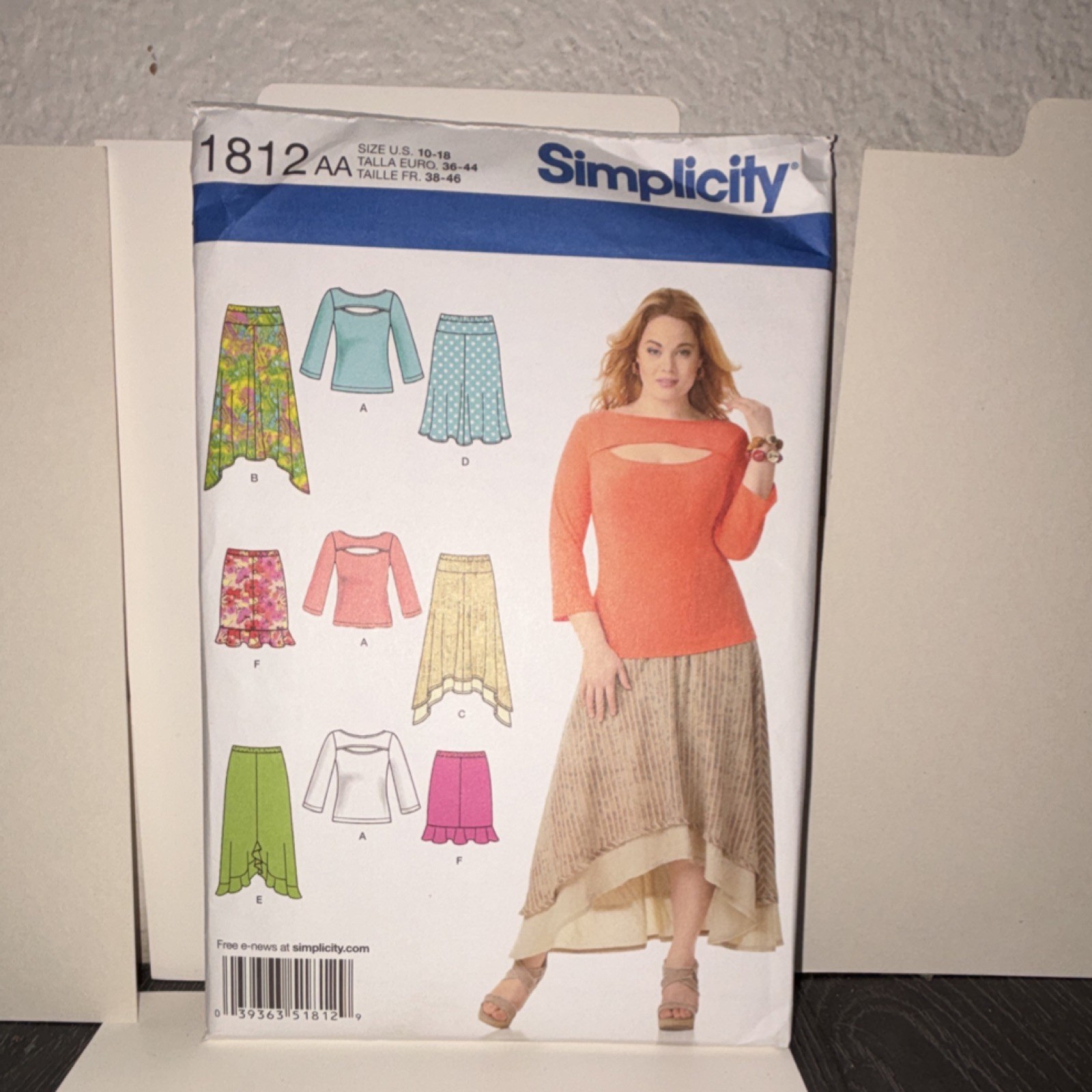 Simplicity 1812 Women's Tops and Skirts Sewing Pattern for Skirt and Top