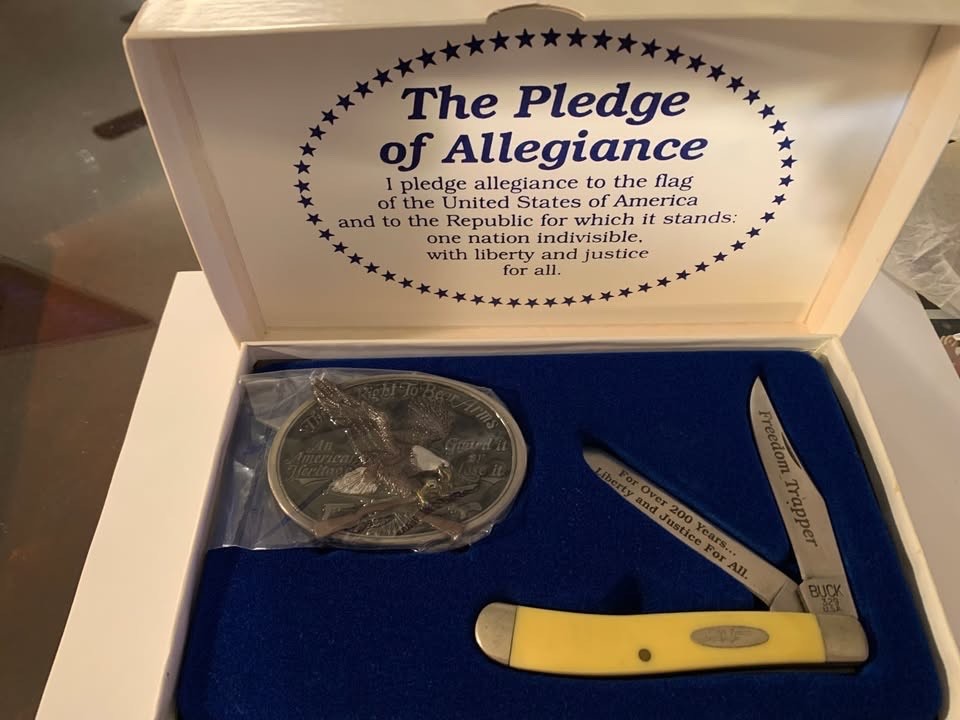 BUCK COLLECTORS 329 FREEDOM TRAPPER KNIFE NEW IN BOX