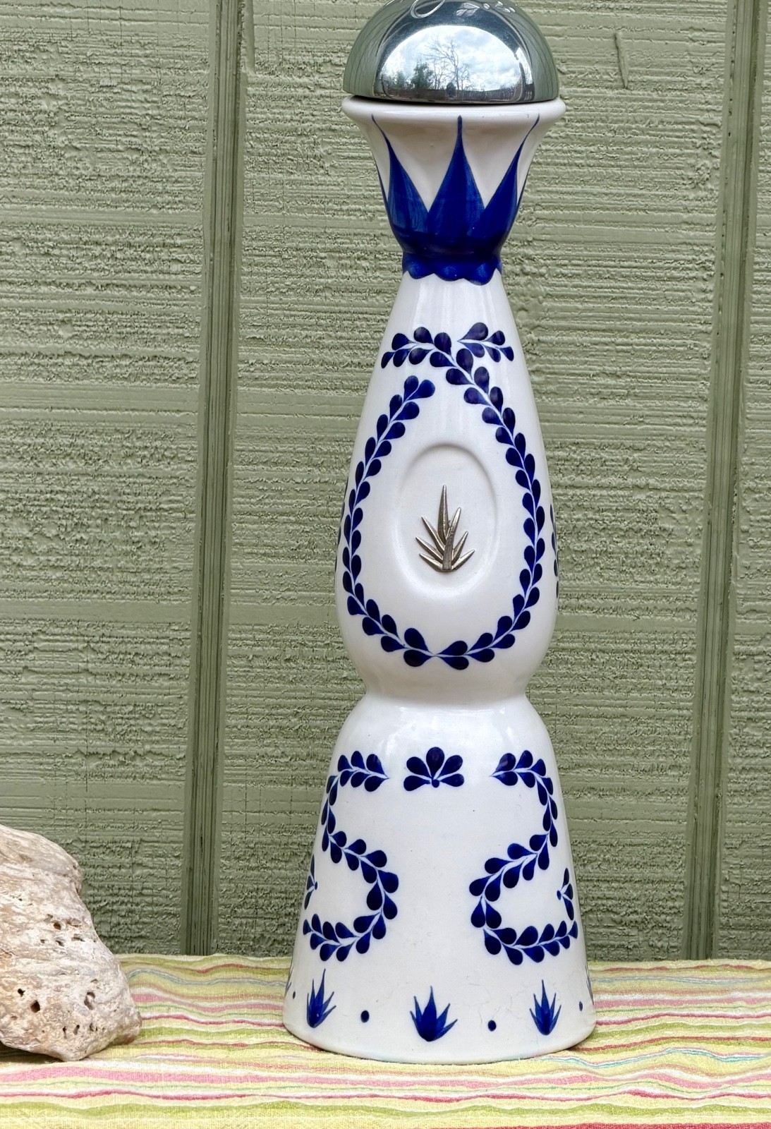 Clase Azul Reposado Tequila White And Blue Empty Bottle with emblem 750ml EMPTY