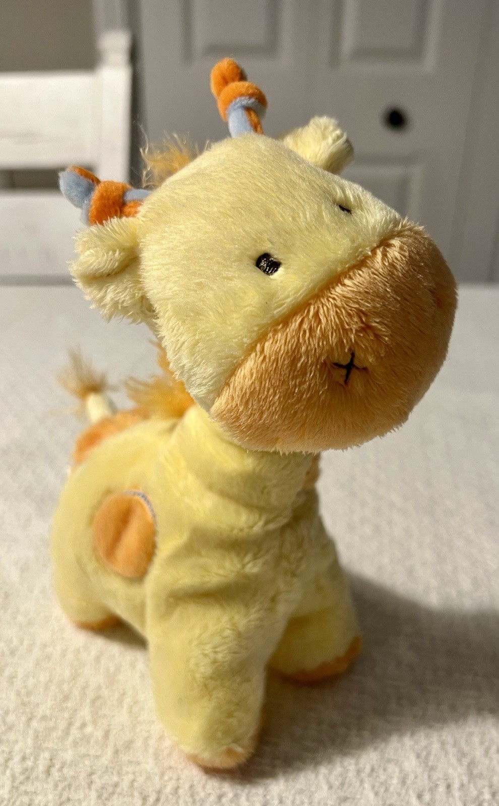 Carters Plush Giraffe Yellow Orange Spot Rattle Baby Lovey Animal 8”