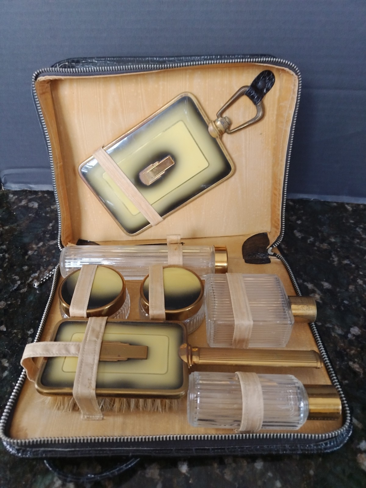 Bak-Prop Leather Patent Travel Grooming Kit Mirror Glass Bottles USA Womens Deco