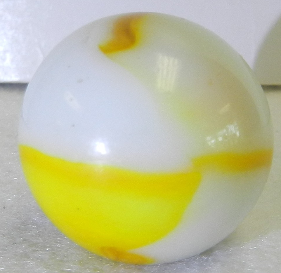 #19928m Vintage Peltier Glass Shooter Marbles .96 Inches