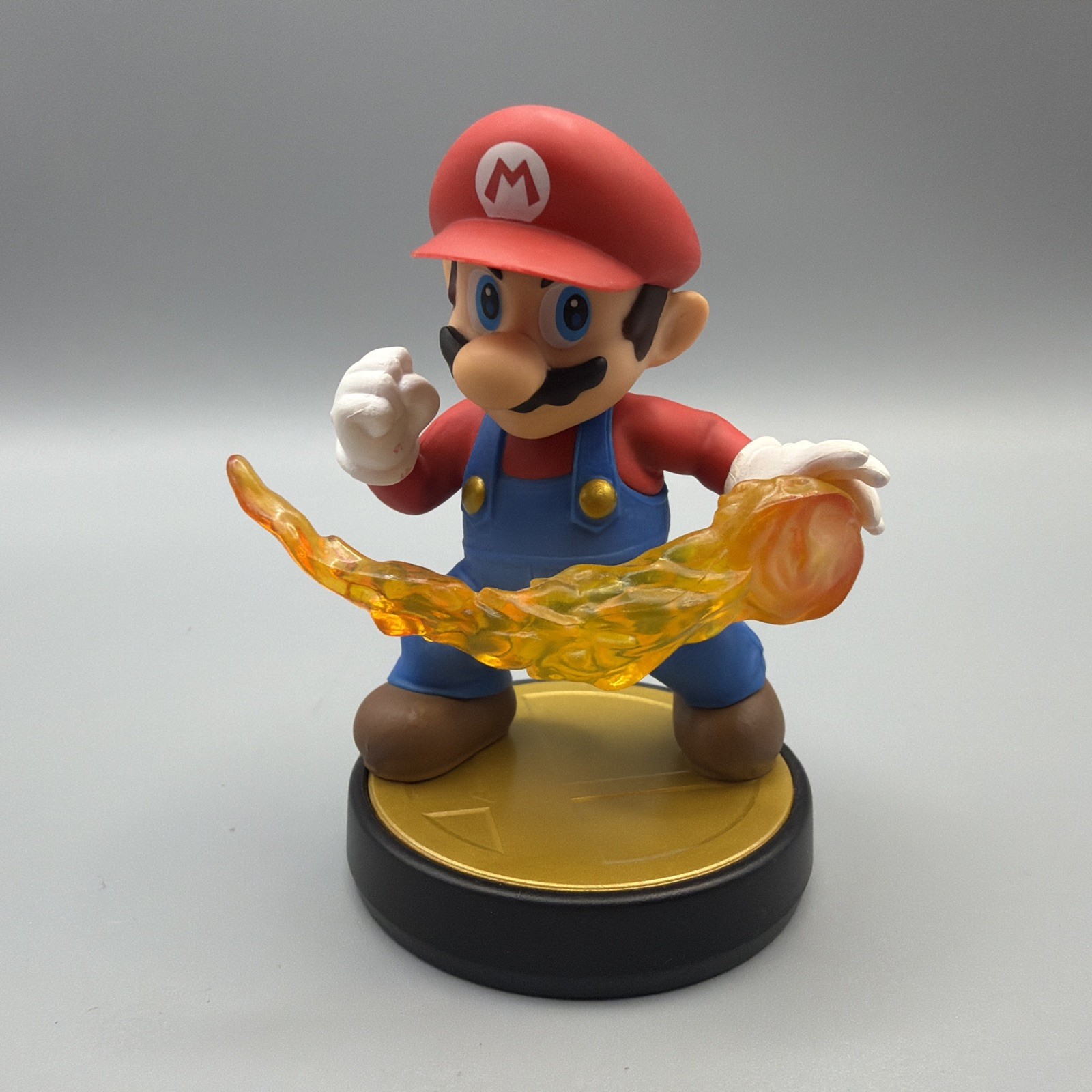 Nintendo Mario w/ Fireball Amiibo Super Smash Bros Series Figure Loose
