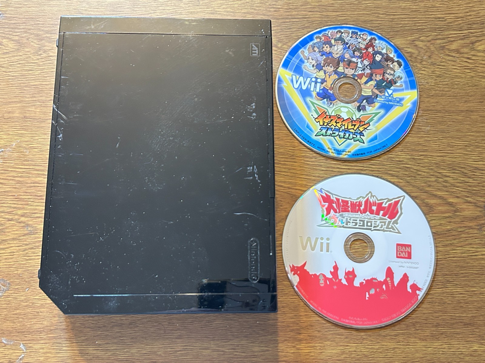 NINTENDO Wii console JAPAN NTSC-J  INAZUMA ELEVEN & ULTRAMAN