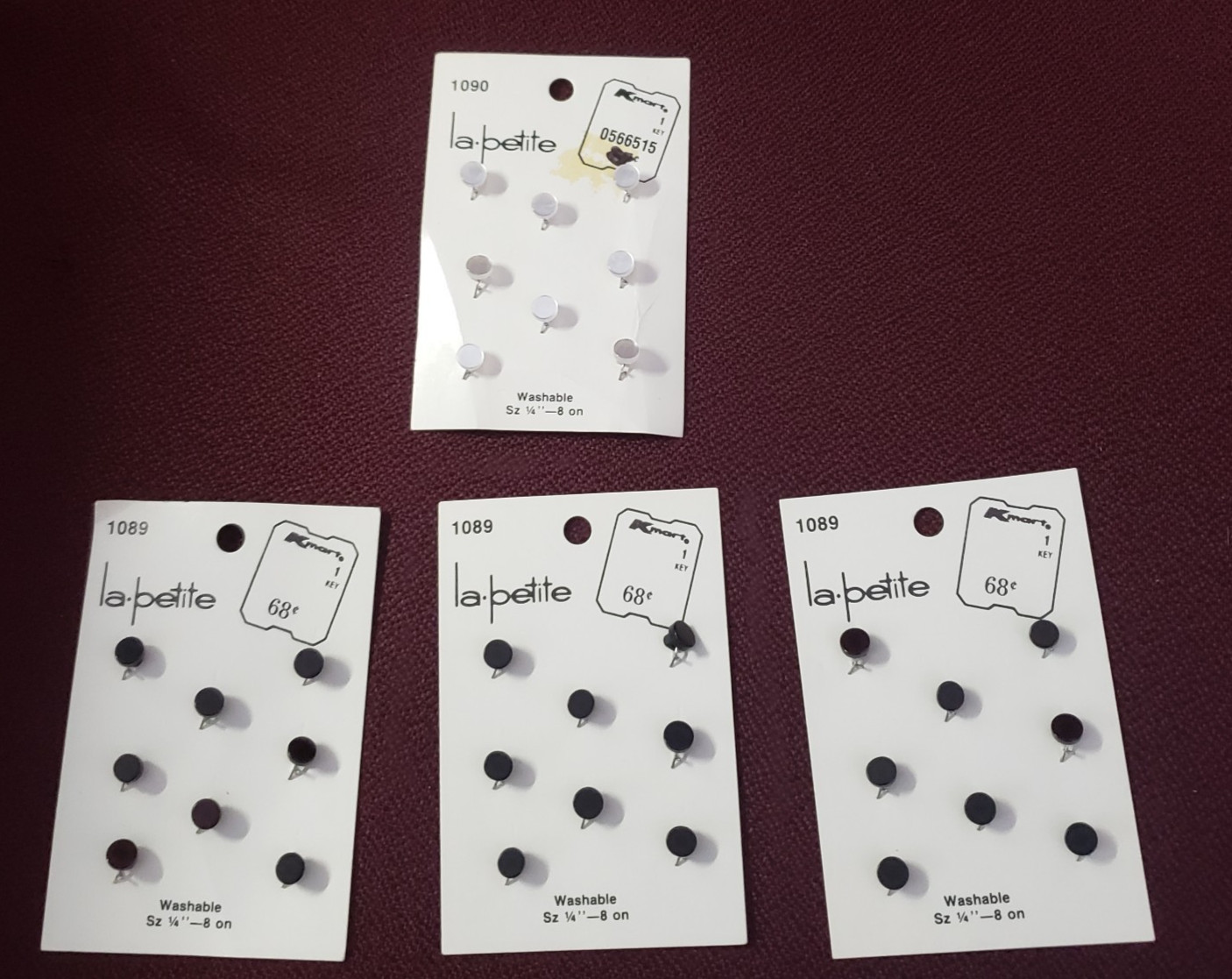 La Petite Mini Black and White Buttons 32 Vintage on Cards Crafts Sewing