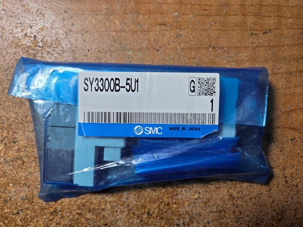 SMC SY3300B-5U1 Valve (New in Package)