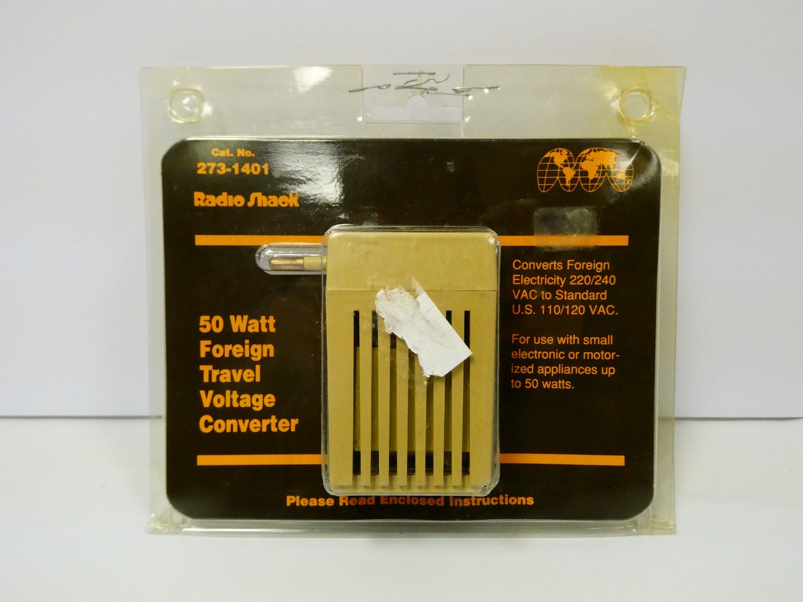 RadioShack Dual Power Foreign Travel Voltage Converter 50W 273-1401