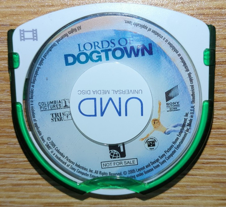 Lords of Dogtown (UMD, 2005)