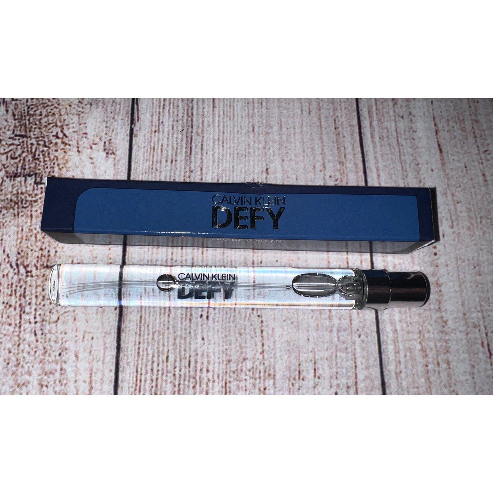 Calvin Klein DEFY Eau De Toilette Travel EDT Spray .33fl.oz / 10ml. NIB