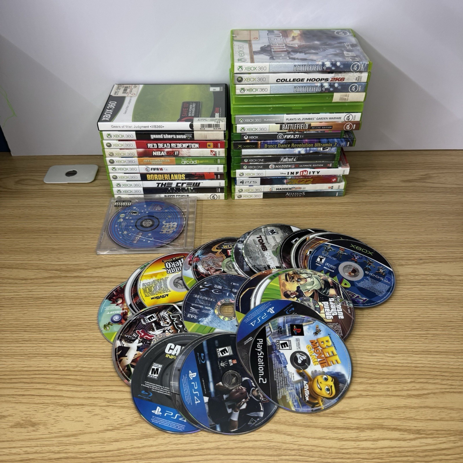 Lot of 58 Mixed Loose & Cased Games XBOX PLAYSTATION READ DESC