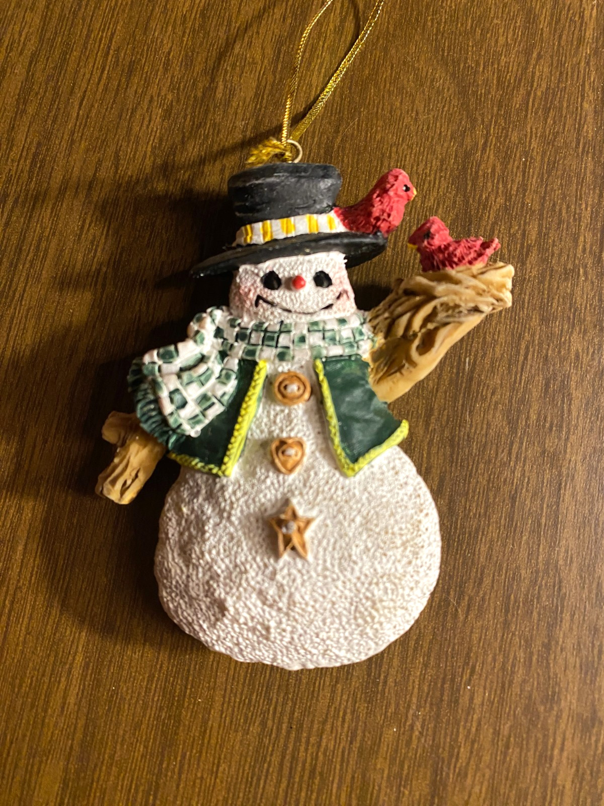 Resin Snowman Holds Cardinal Birds Nest 3D Christmas Ornament 3"