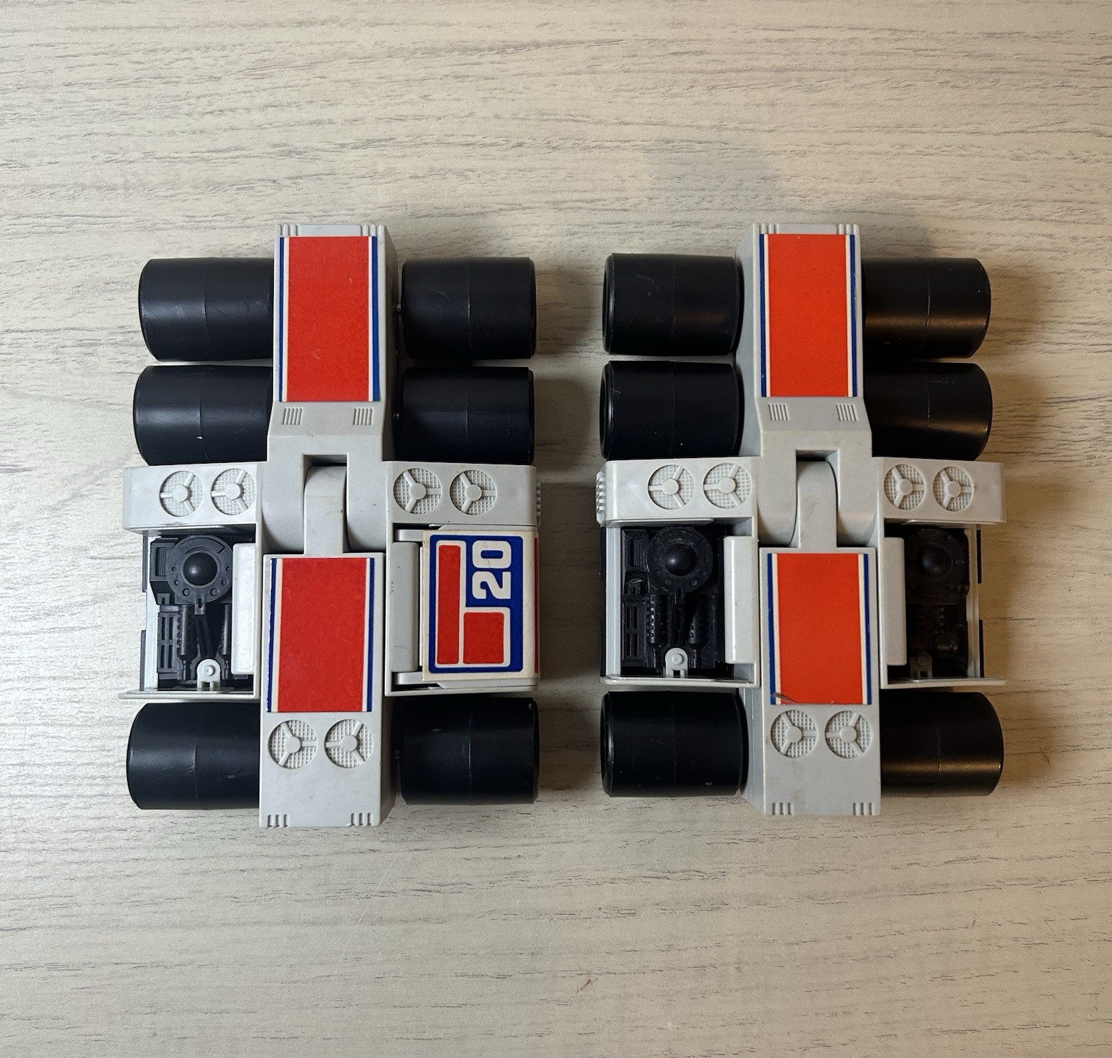 2 Vintage 1978 Mattel Battlestar Galactica Colonial Scarabs Incomplete As Is