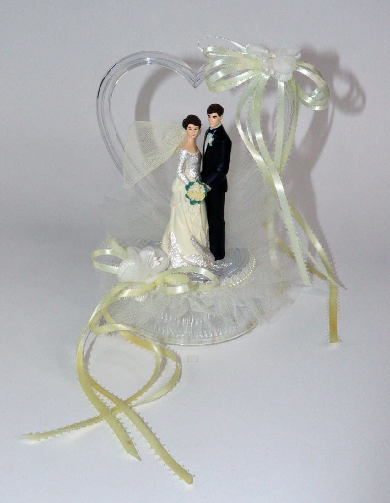 Wedding Cake Topper Bride and Groom Wedding Ornament - 1995 Wilton