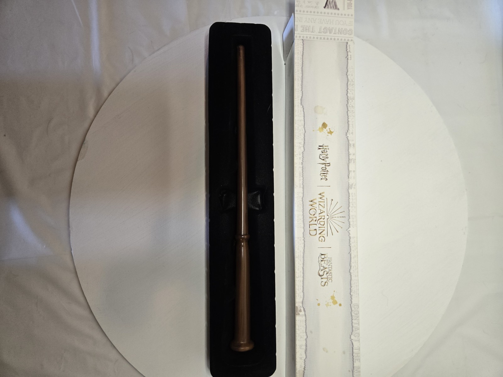 Warner Bros. Harry Potter Wizarding World Collectible Wand in Box