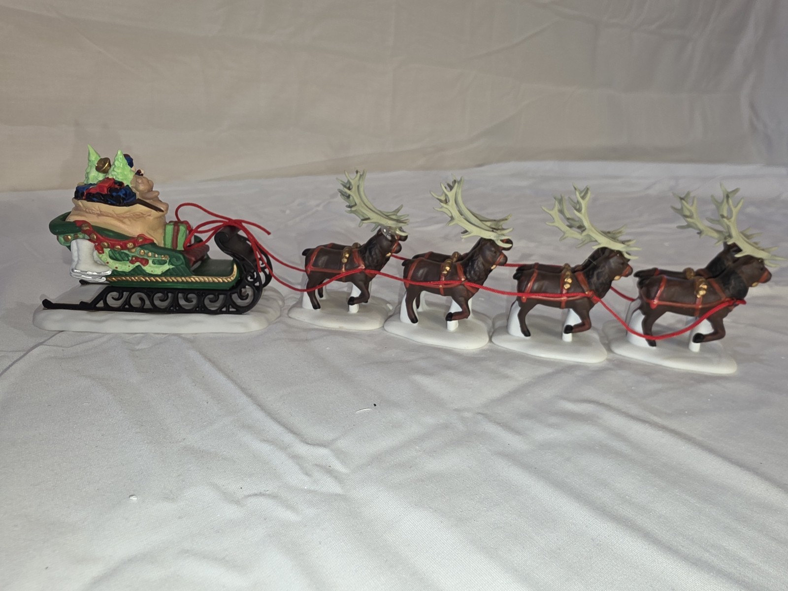 Department 56 Sleigh and Eight Tiny Reindeer 5611 Heritage Collection North Pole