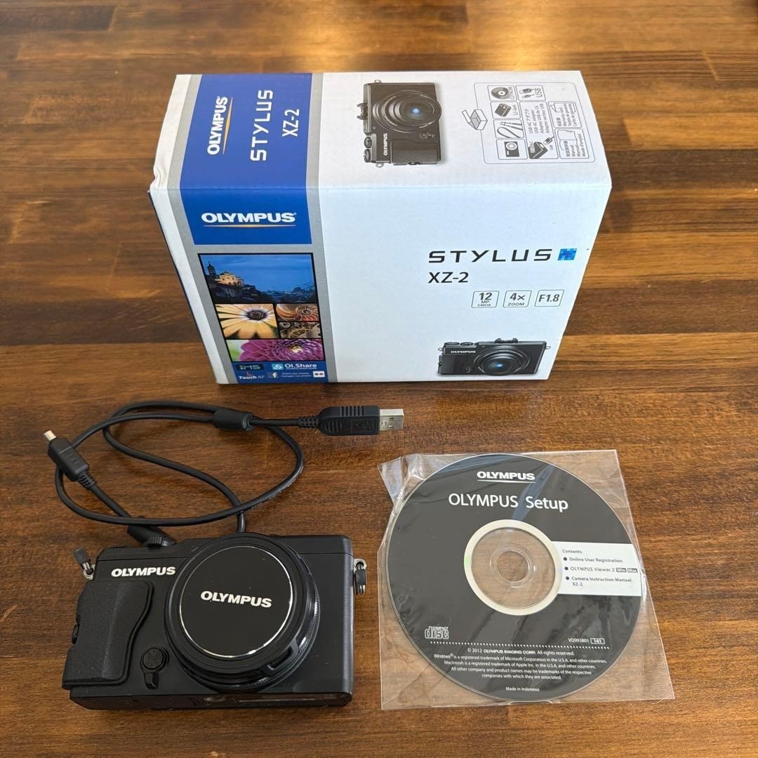 Olympus Stylus XZ-2 Black Digital Camera Near Mint w/Box Accessories