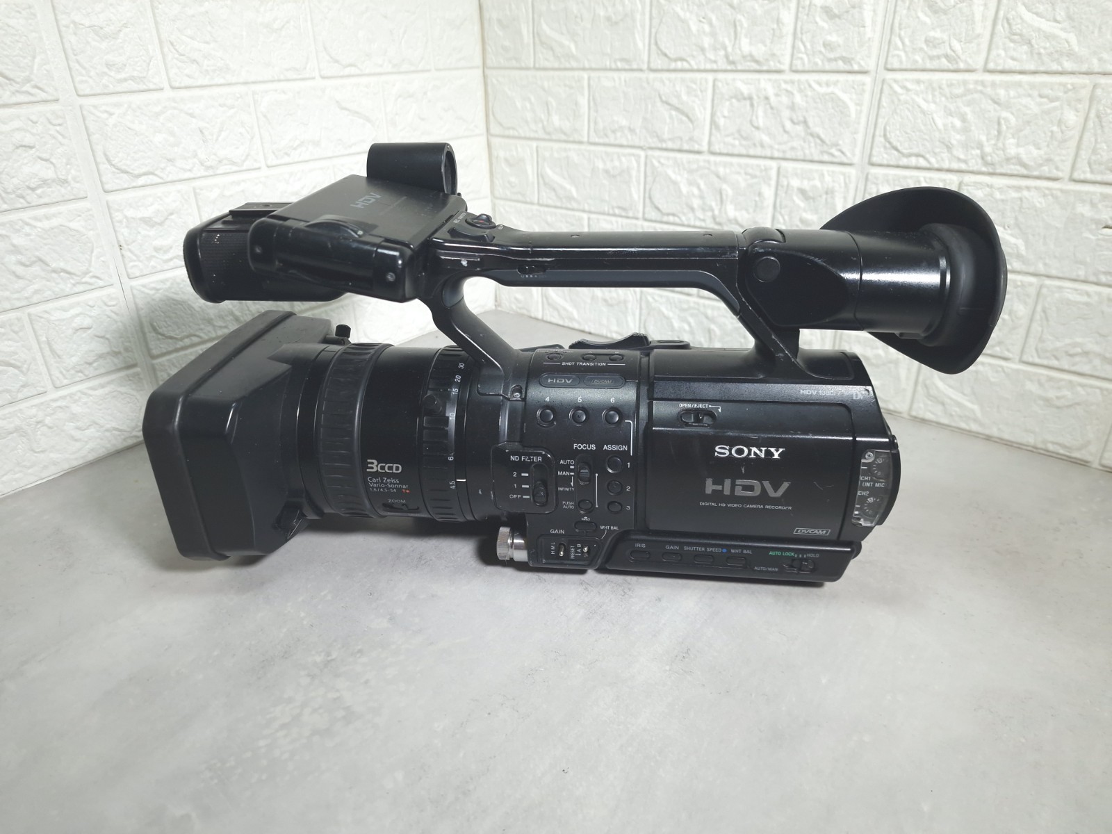 Sony HVR-Z1U Professional HDV Camcorder Spares & Repairs Tape Draw Issue