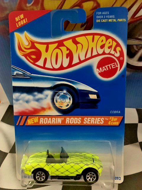 Hot Wheels 1995 Roarin' Rods 3/4 305 Shelby Cobra 427 S/C YELLOW/STRIPES 7SP MB
