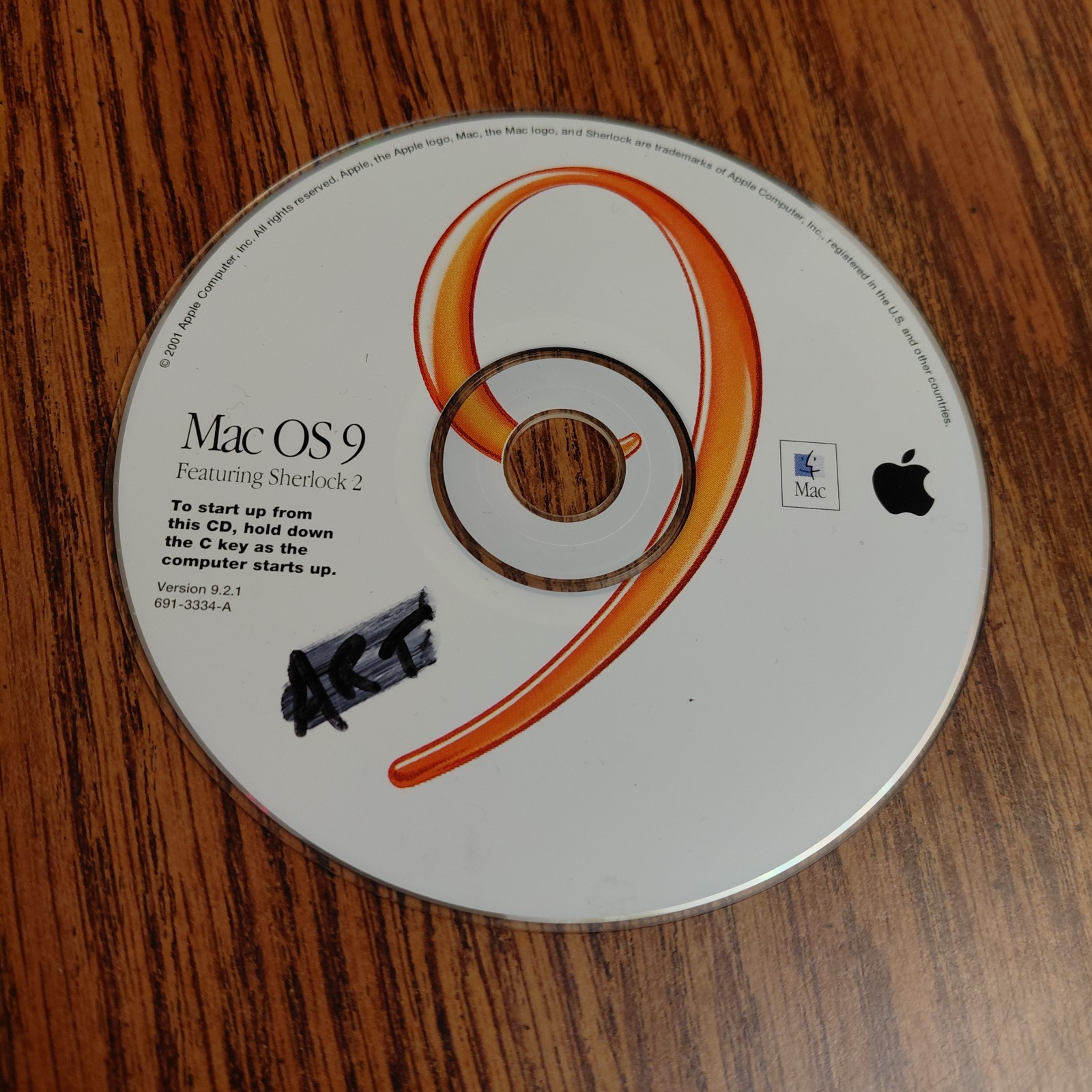 Mac OS 9 Featuring Sherlock 2 Install CD Version 9.2.1, 691-3334-A
