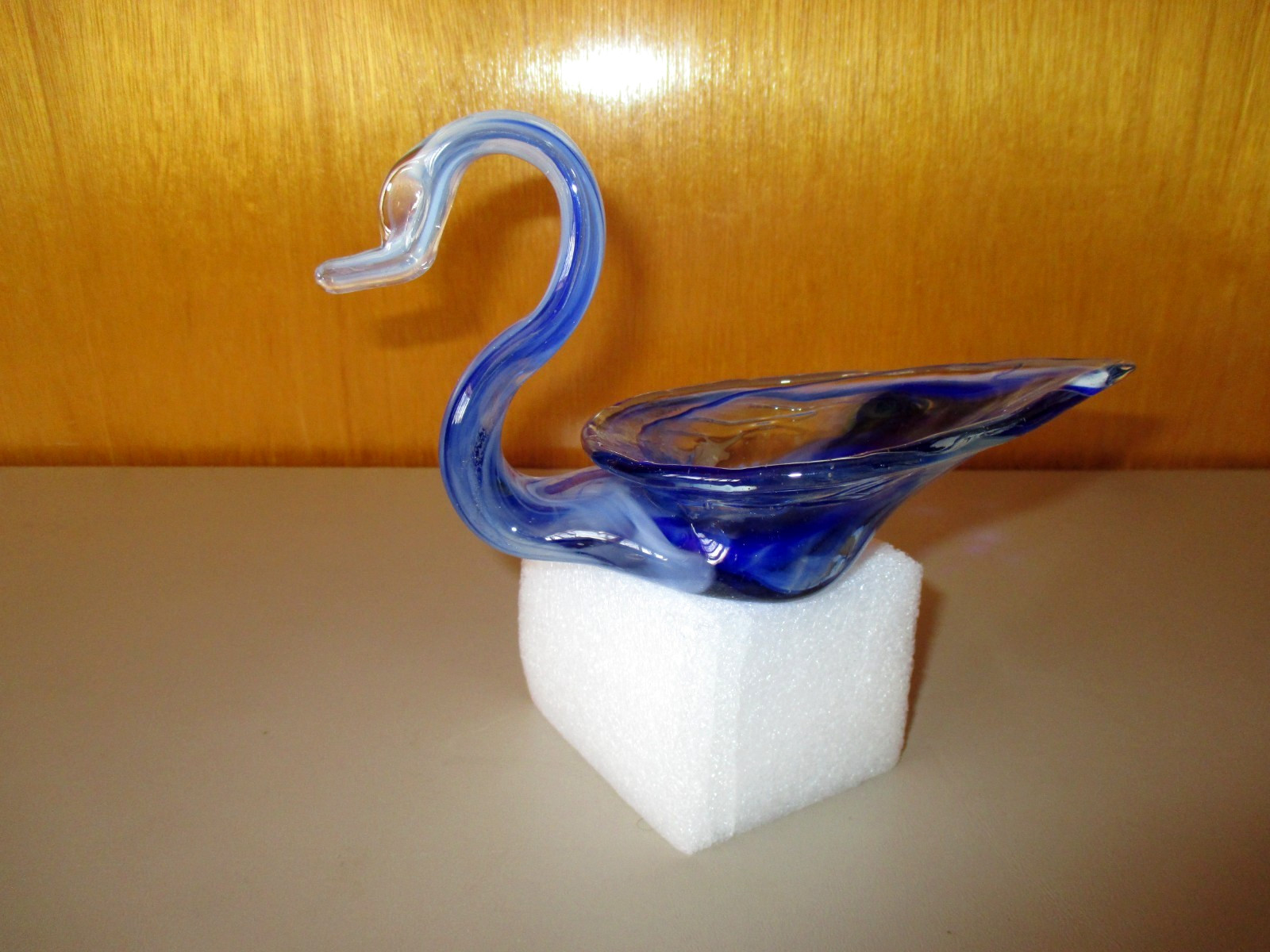 Vtg Blue Hand Blown Blue Glass Swan Candy Trinket Dish