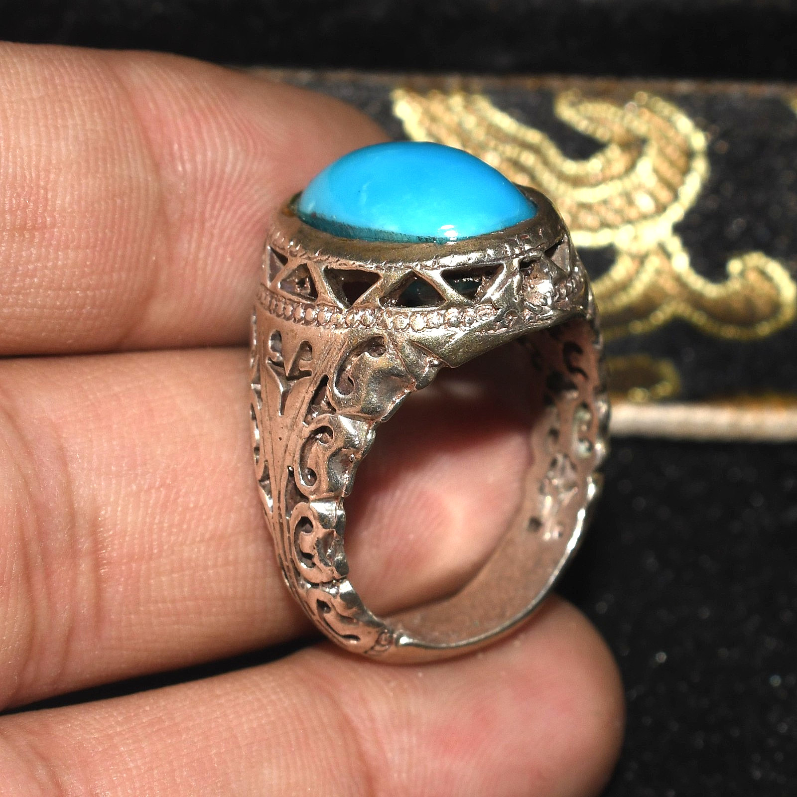 Large Antique Old Near Eastern Solid Silver ring with Turquoise Stone Bezel