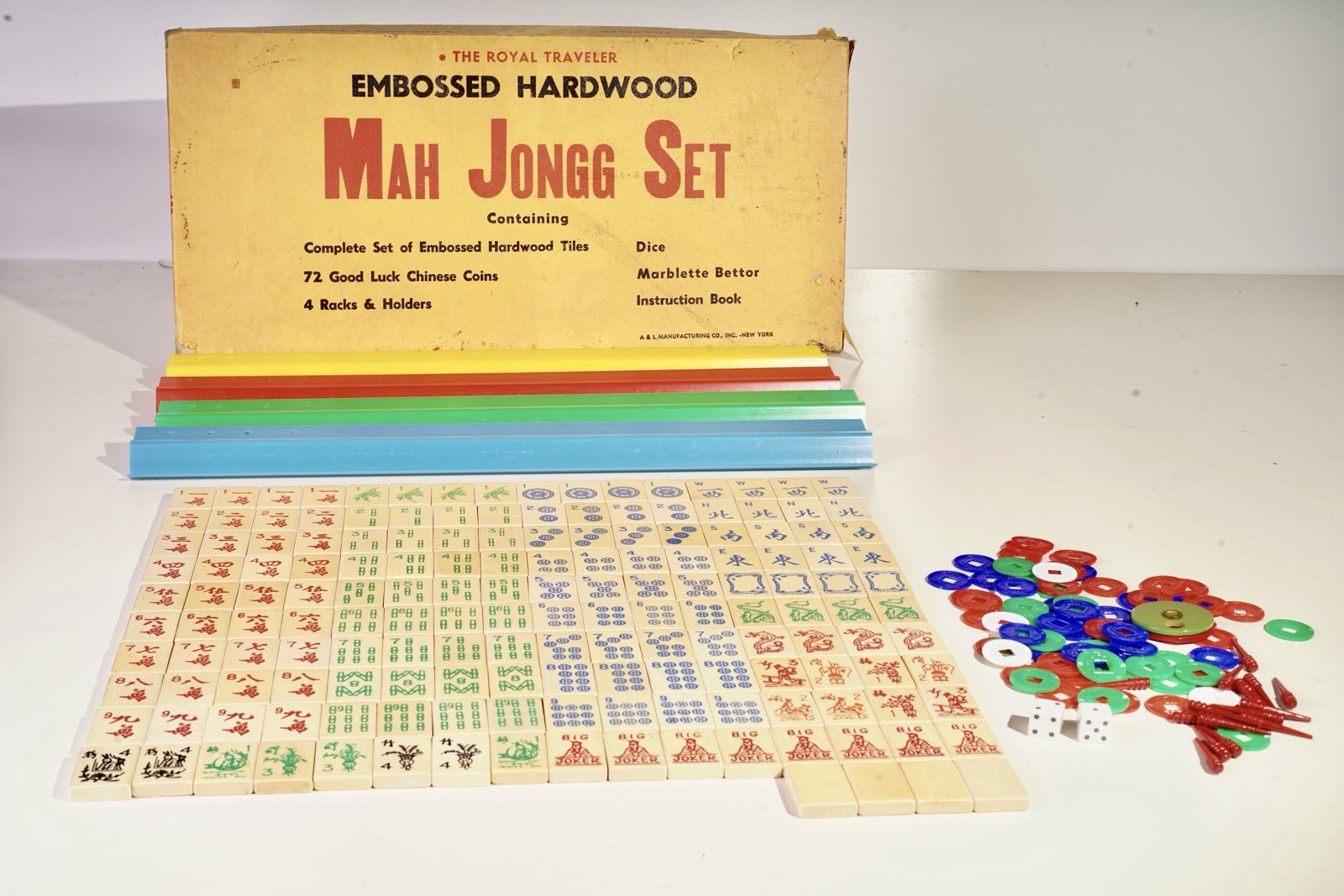 Complete Vintage Royal Traveler Hardwood Embossed Mah Jongg Set In Original Box
