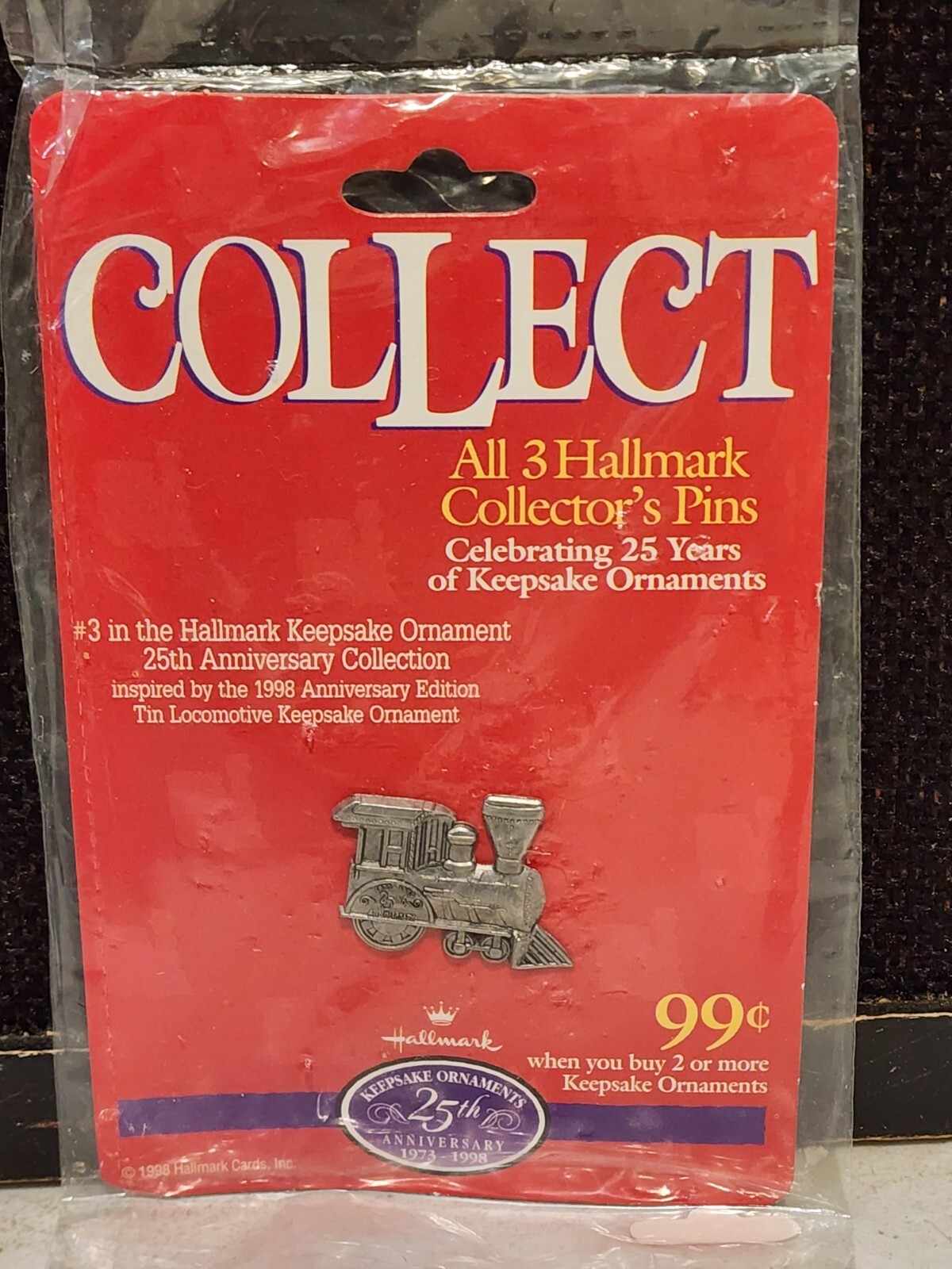 1998 Hallmark TRAIN ENGINE 25th Anniversary Collector’s Pin #3 Toys