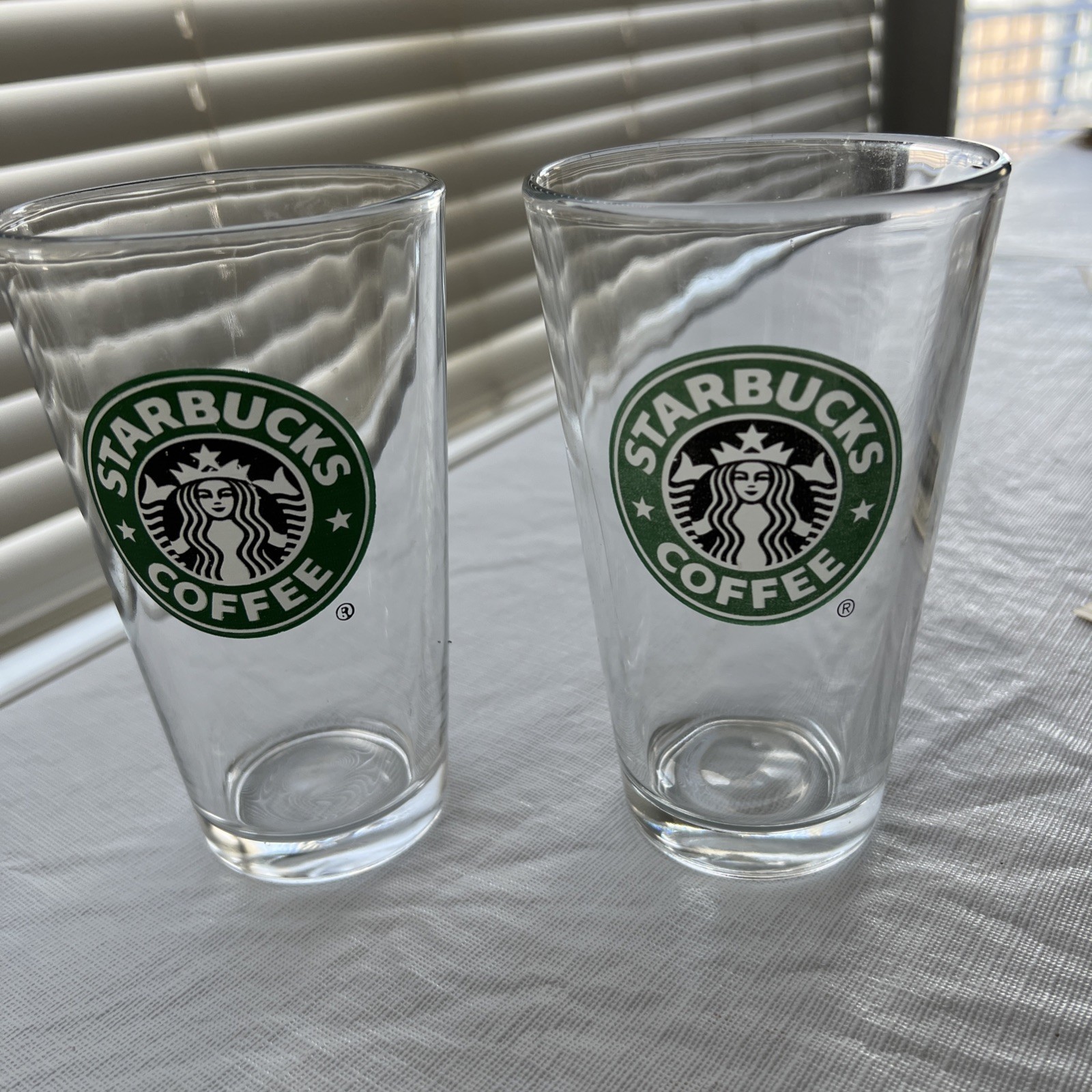 2 Starbucks Coffee Old Logo 16 Ounce Pint Glasses