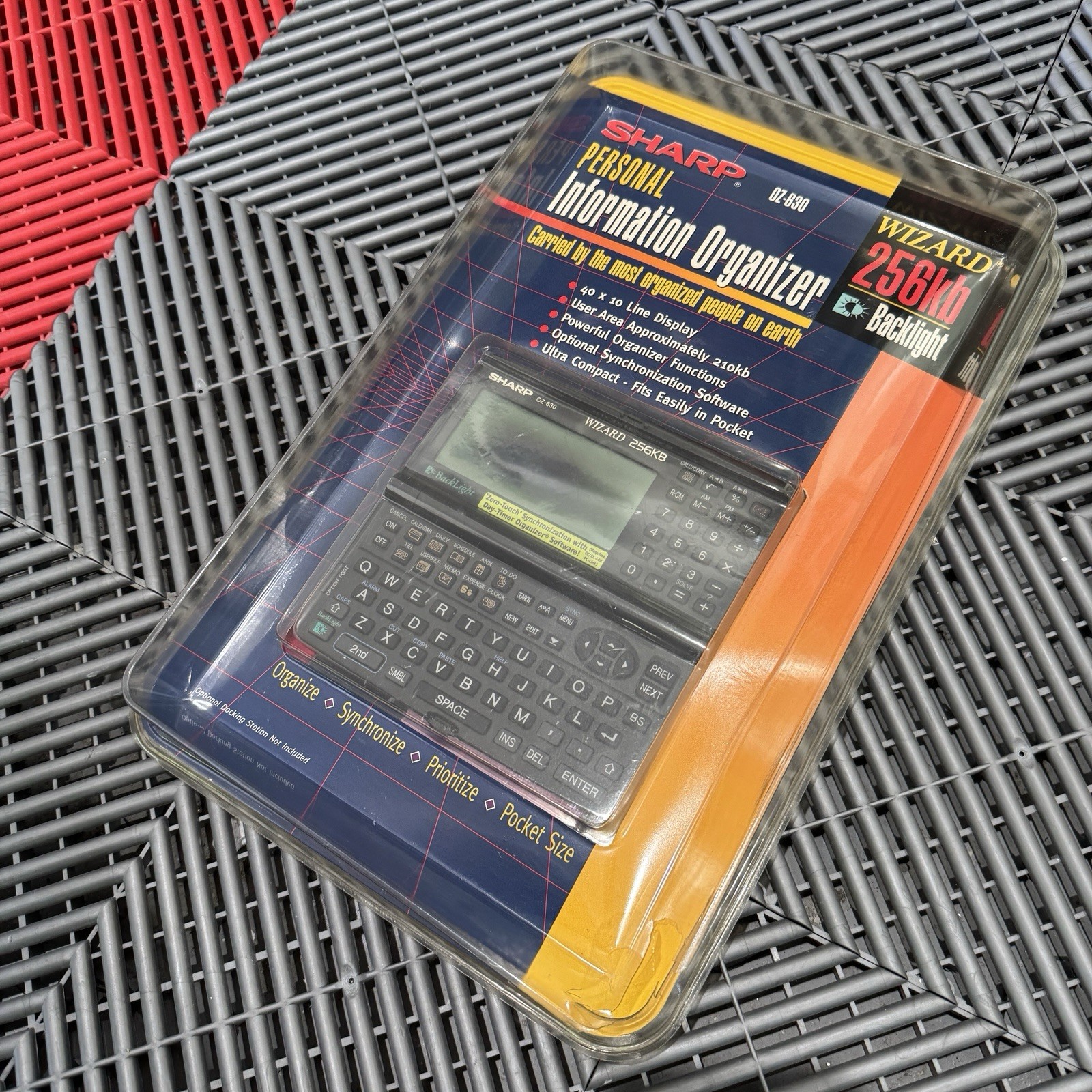 Vintage SHARP Wizard OZ-630 256KB Personal Information Organizer – NEW Sealed