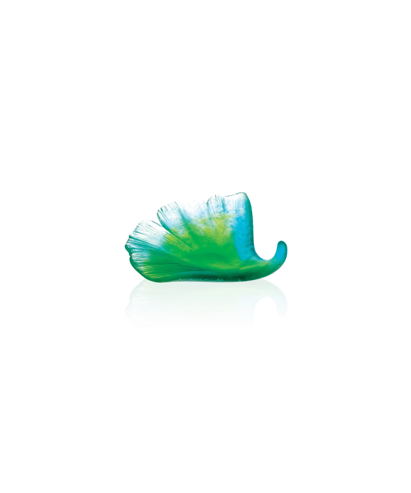 Daum Home Décor - Green Ginkgo leaf subtle creation Daum glass paste - 3572