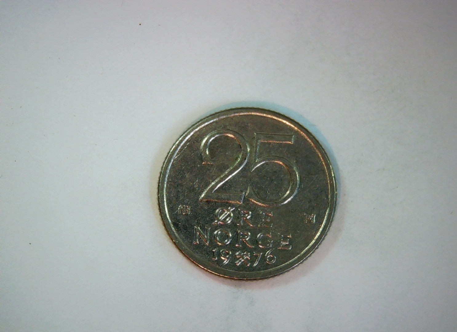 Norway 1976 25 Øre Norway 25 Øre (Olav V monogram reverse) Coin