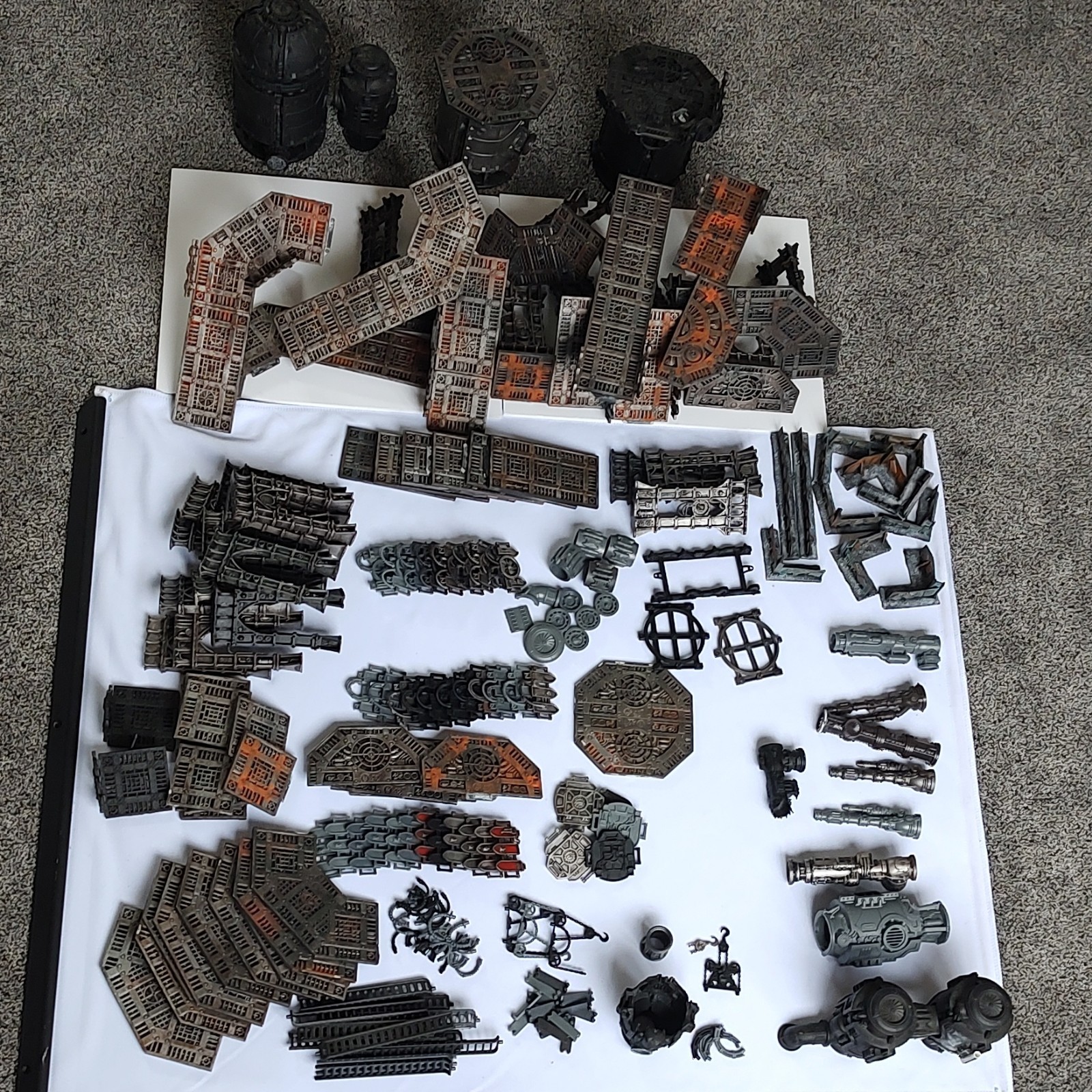 Warhammer 40K Sector Mechanicus & Necromunda Terrain & Bits. Free Shipping