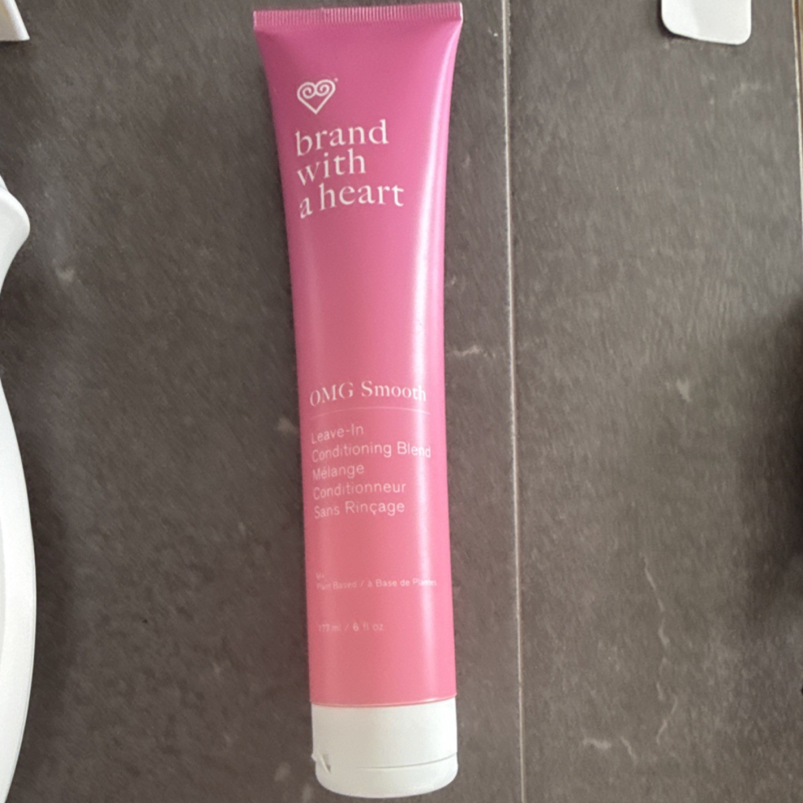 brand with a heart OMG Smooth Leave-In Conditioning Blend Vegan 177 ml / 6 fl oz