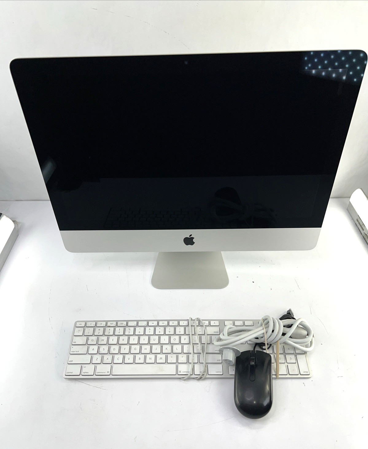 Apple iMac 21.5" 2017 i5-7360U 2.3GHz 8GB 1TB Ventura + Apple KB /Mouse BUNDLE
