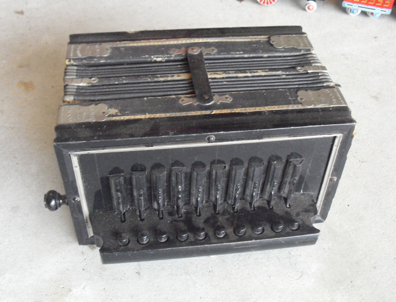 Antique 1930s Beaver Brand Germany Wood Accordion