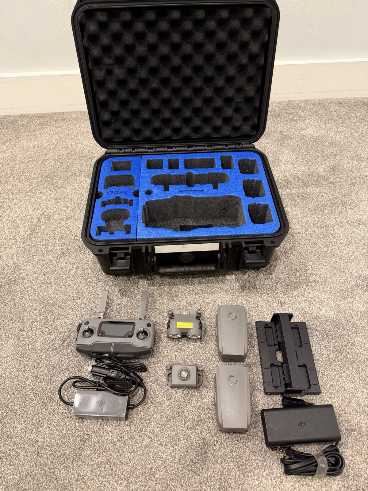 DJI Mavic 2 Enterprise controller 2 batteries and accessories 
