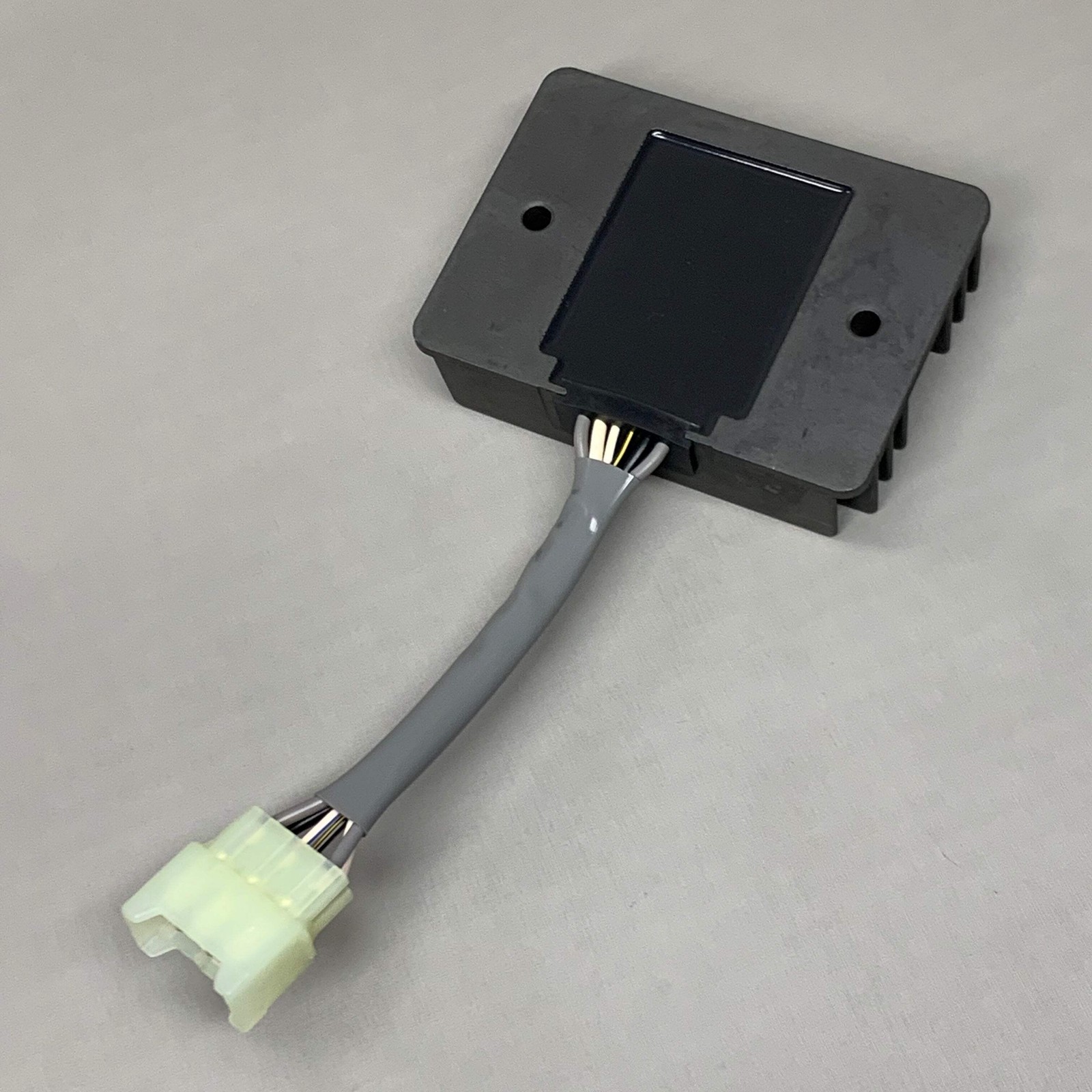 HONDA Voltage Regulator Rectifier Assy. 31620-ZG5-033 OEM (New)