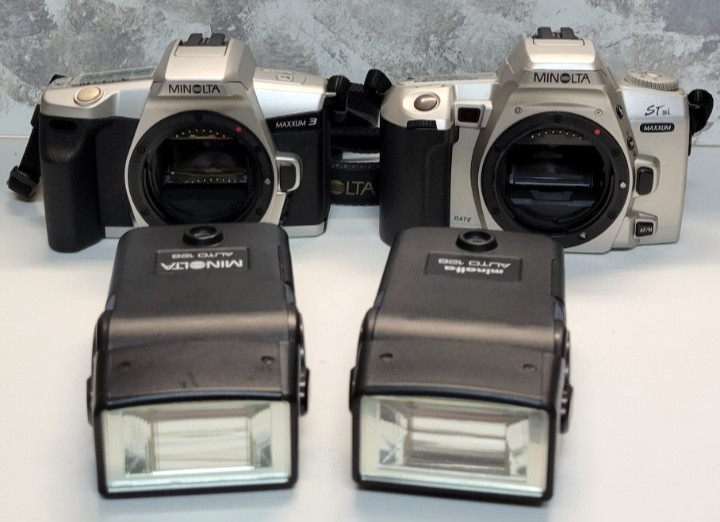 Minolta STsi & Maxxum 3 35mm SLR Film Camera Body & Flash Lot - PLS READ tested